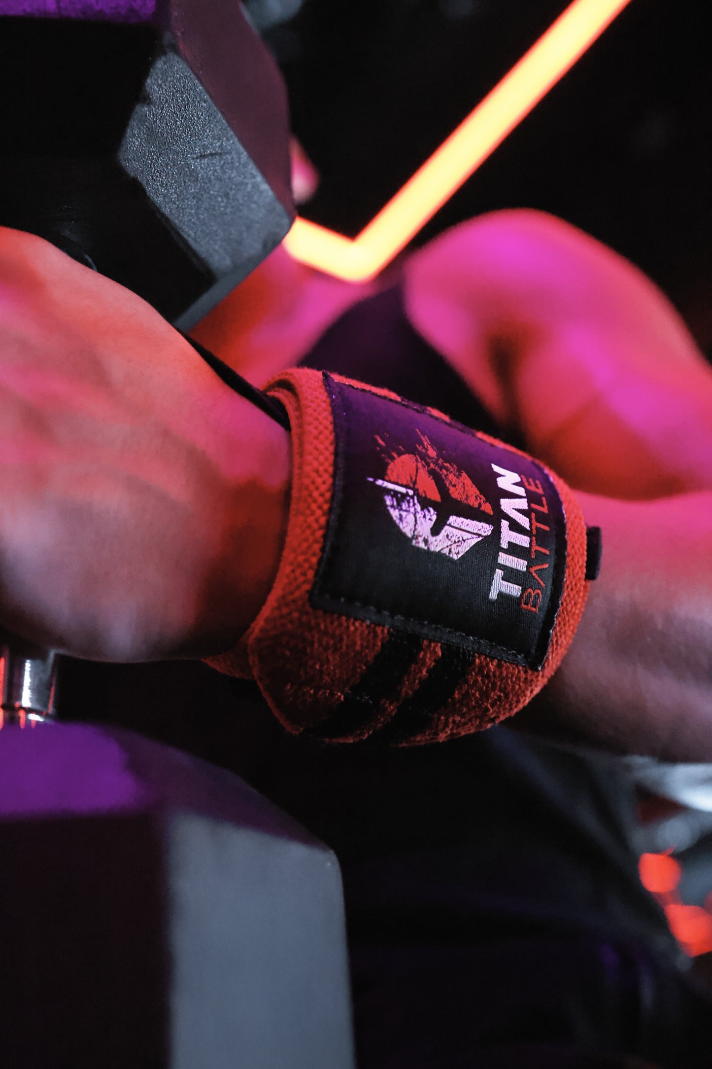Titan Battle Wrist Wraps – Red & Black